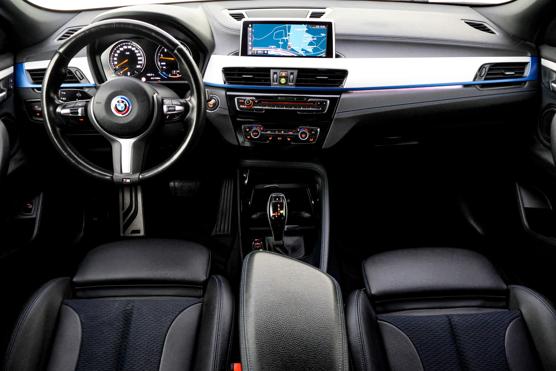 Foto van BMW X2 Sdrive20i