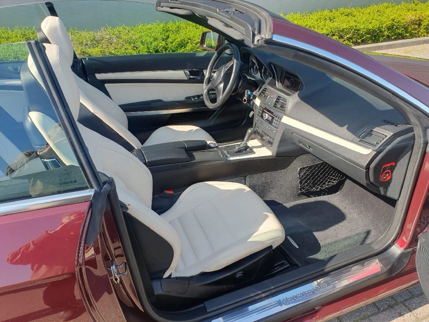 Foto van Mercedes-Benz E 350