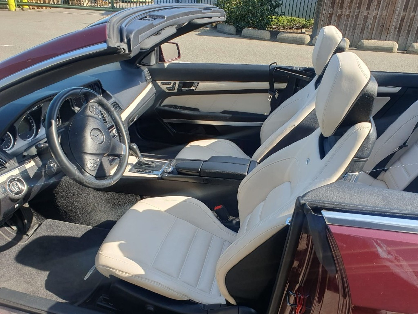 Foto van Mercedes-Benz E 350