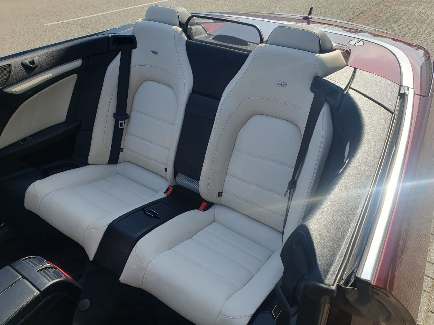 Foto van Mercedes-Benz E 350