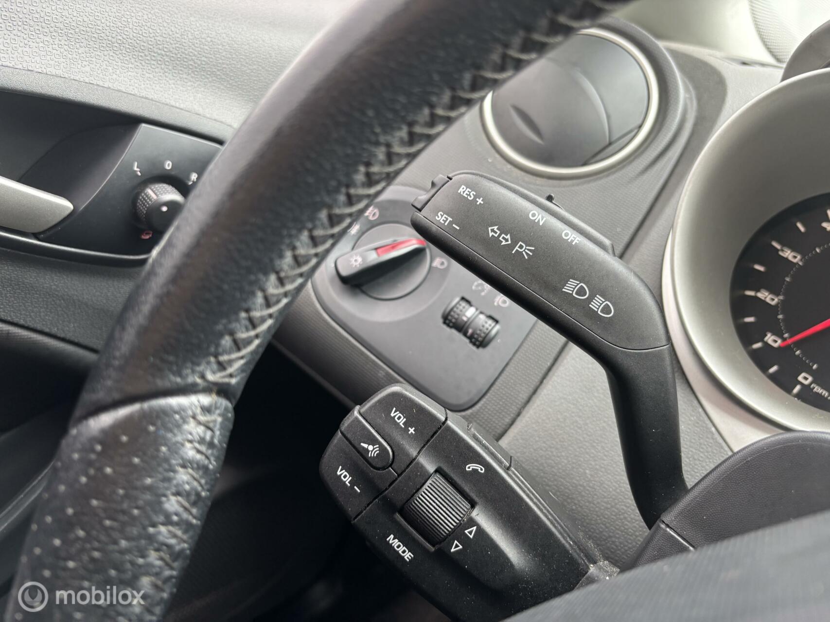Foto van Seat Ibiza SC