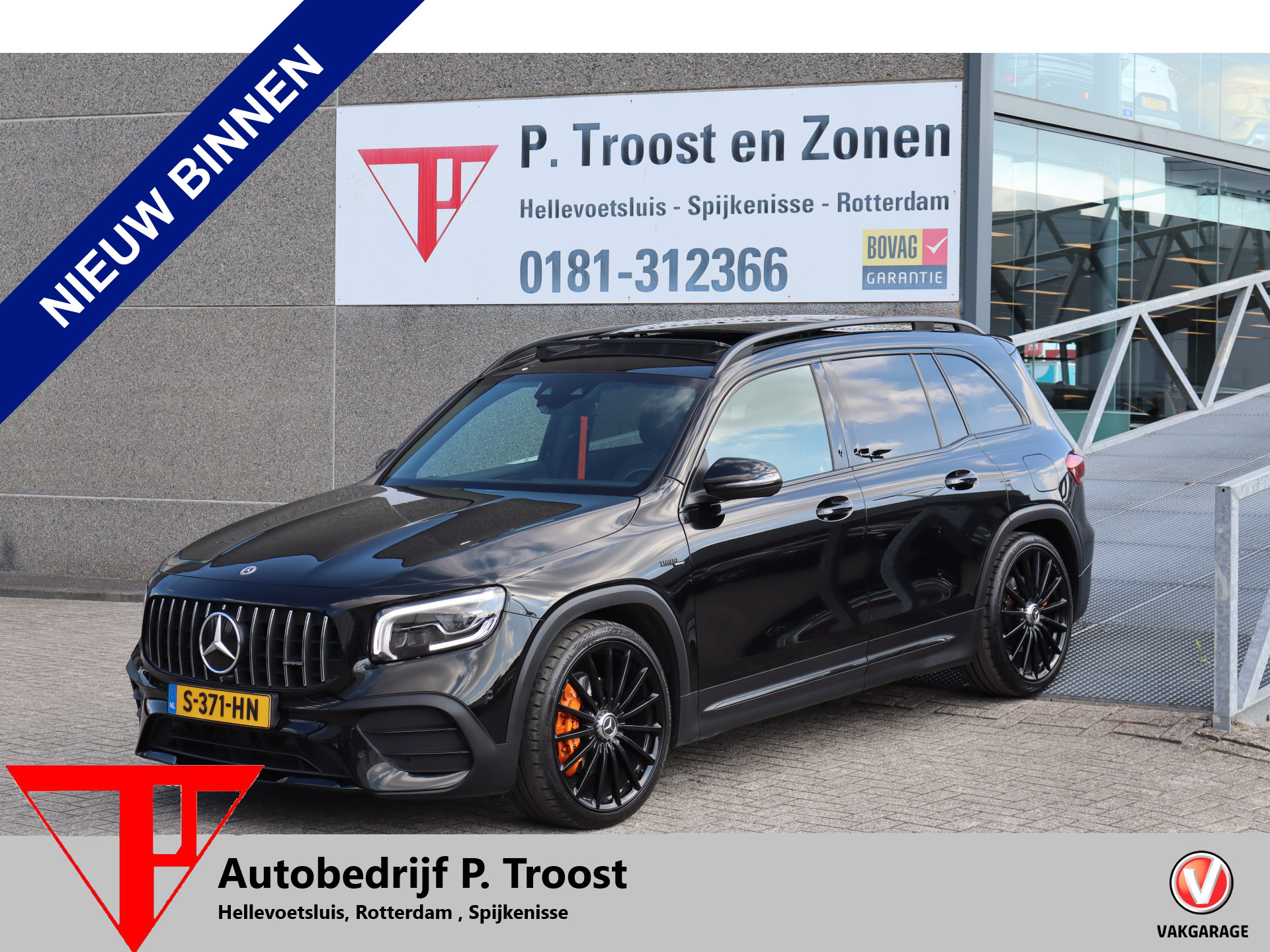 Mercedes-Benz AMG GLB 35 AMG 35 4MATIC Night pakket/Panoramadak/Stoelverwarming/Sfeerverlichting/ABC Kleppensysteem/Achteruitrijcamera/Apple carplay/21'' licht metaal/Elektrische achterklep/Oranje gordels! 2021 - voorkant