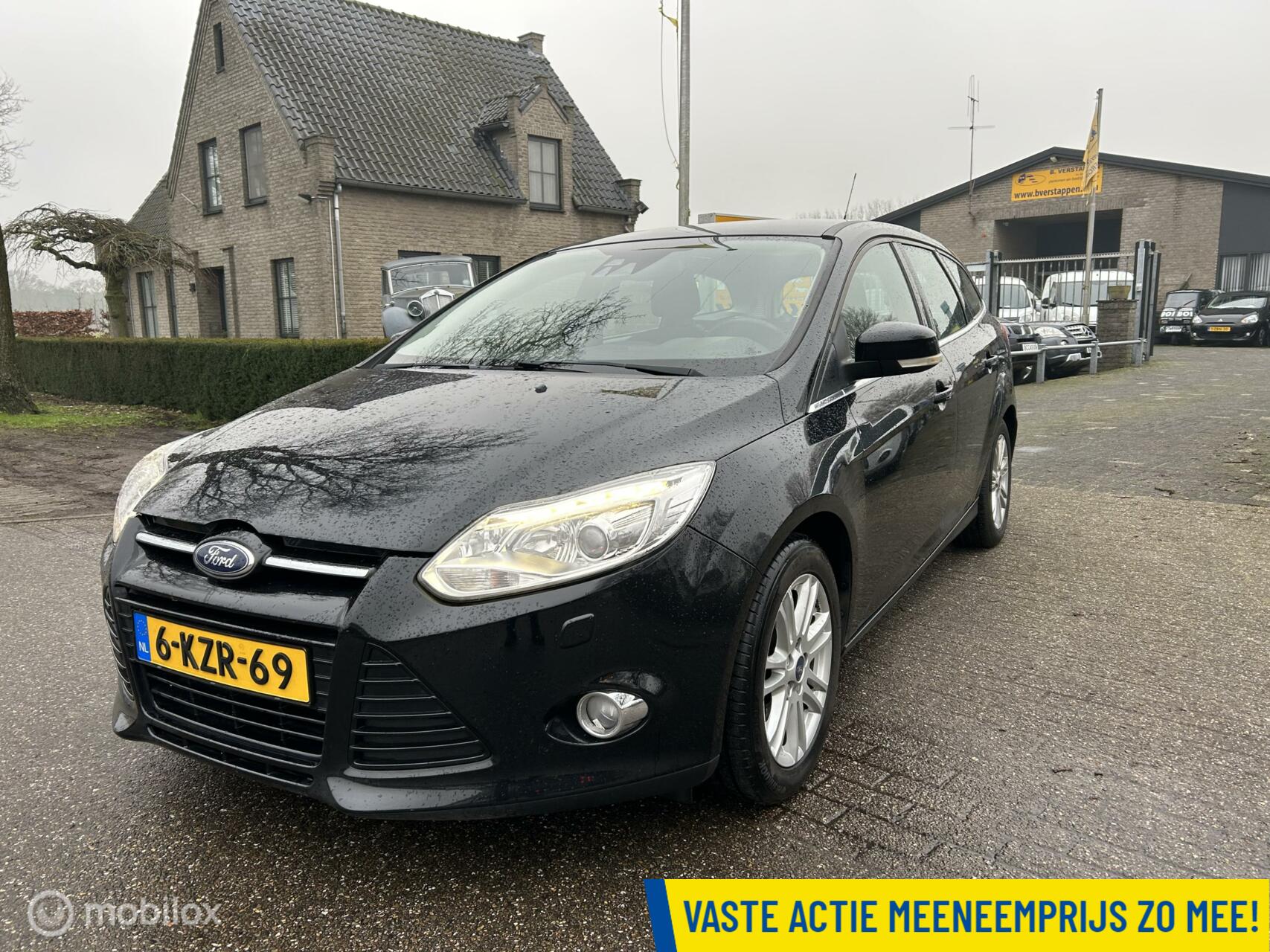 Ford Focus Wagon 1.0 EcoBoost Titanium 2012 - voorkant