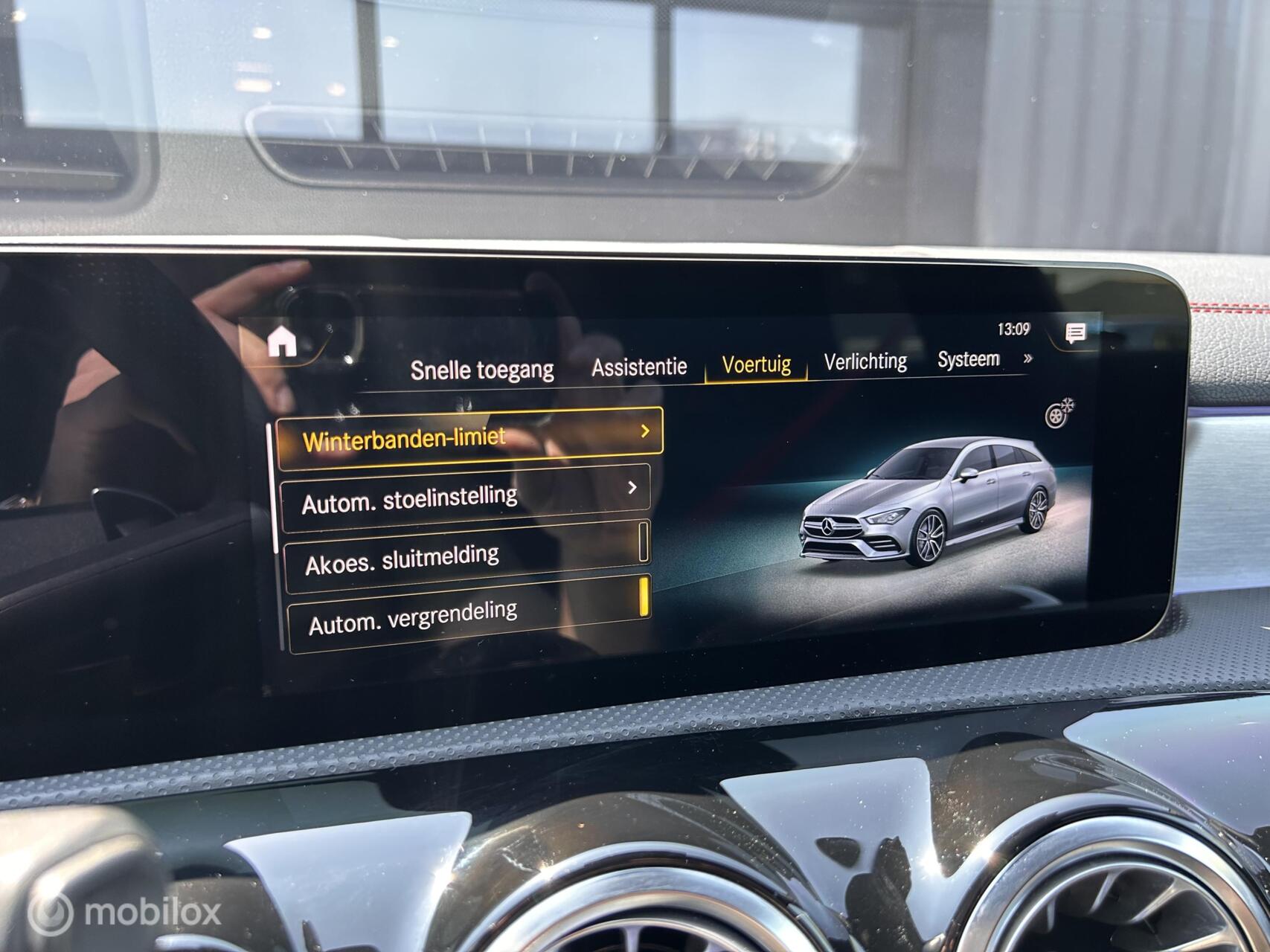 Foto van Mercedes-Benz AMG Cla 35