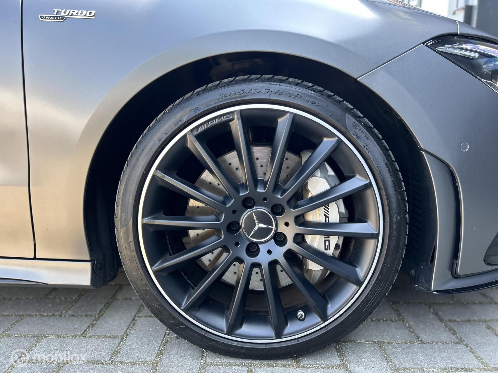 Foto van Mercedes-Benz AMG Cla 35