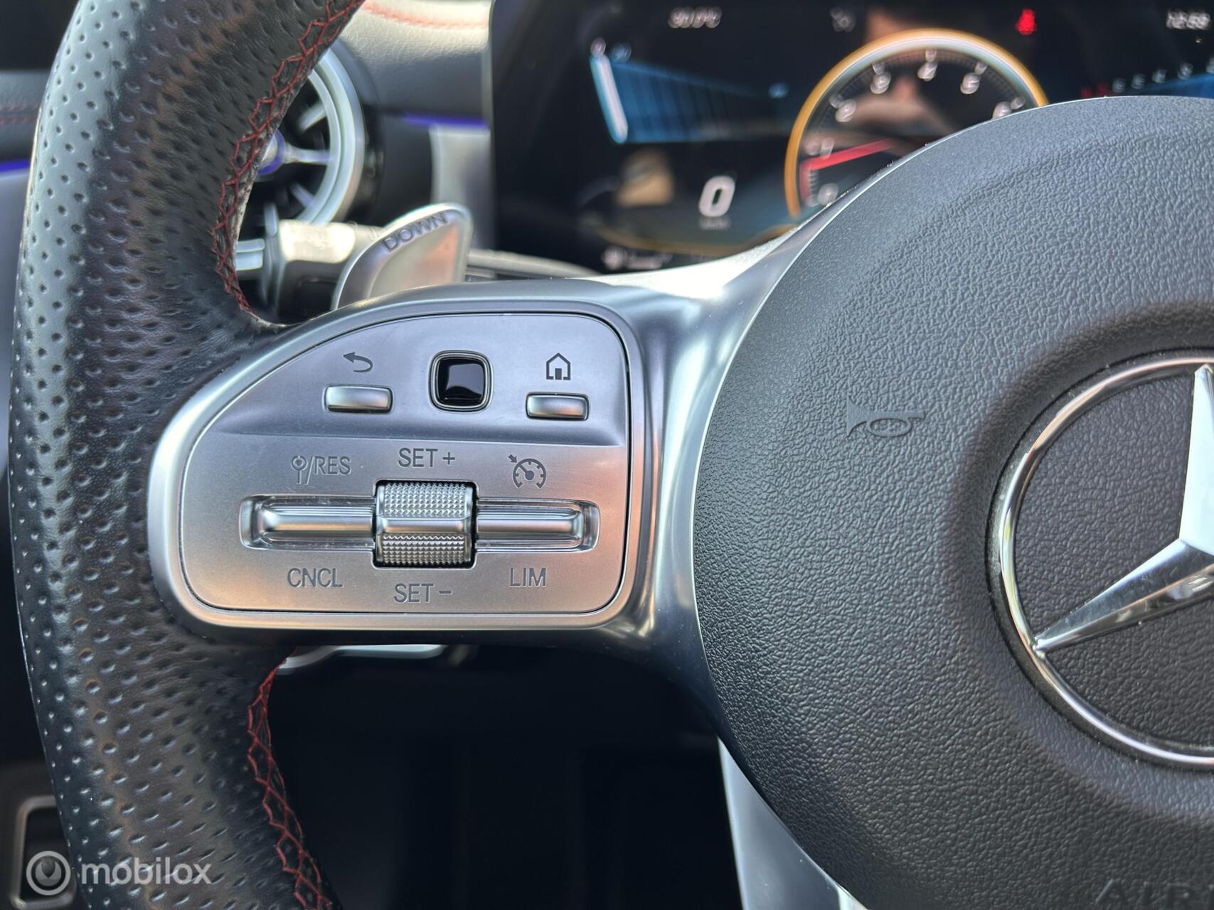 Foto van Mercedes-Benz AMG Cla 35