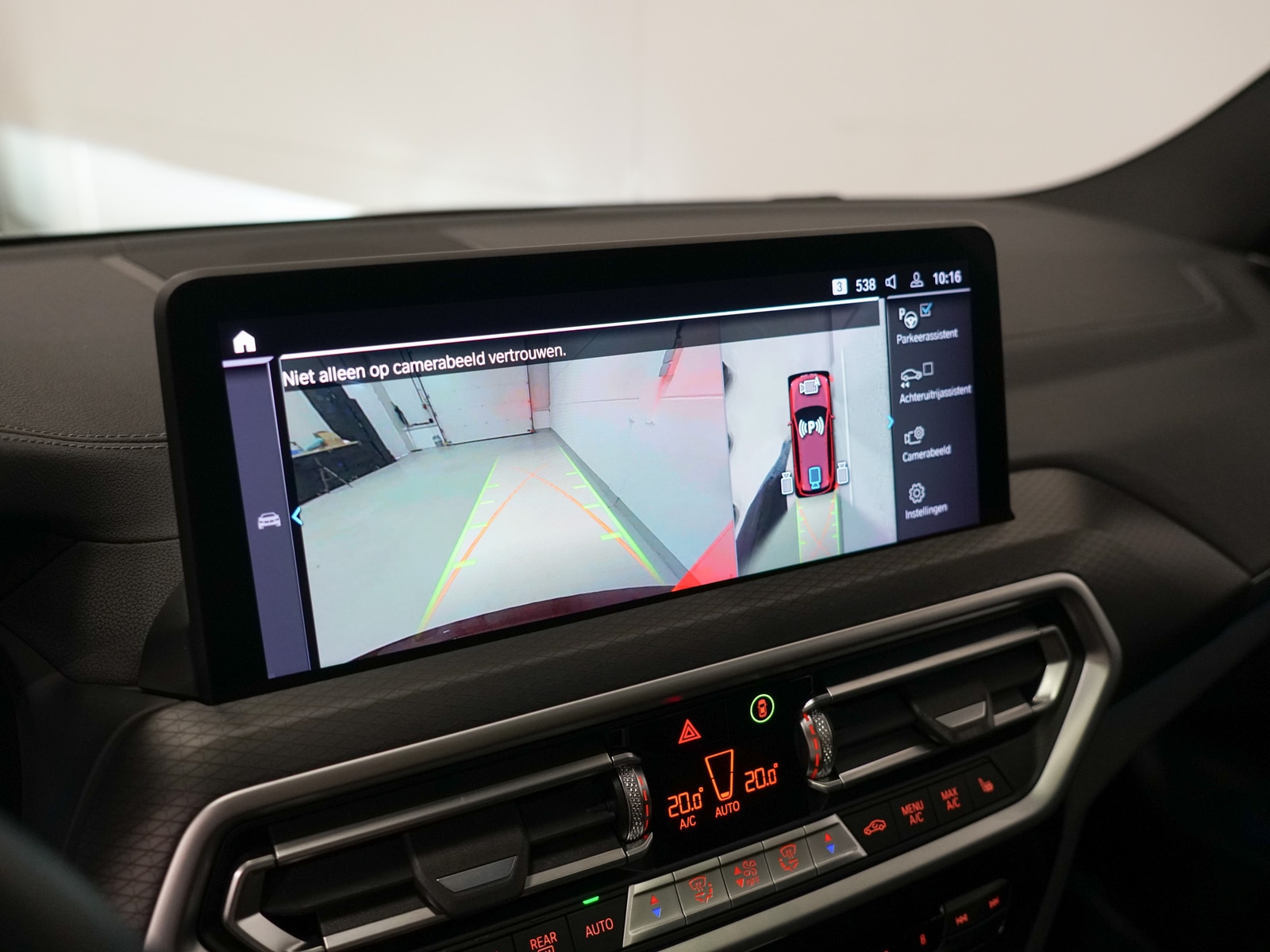 Foto van BMW Ix3