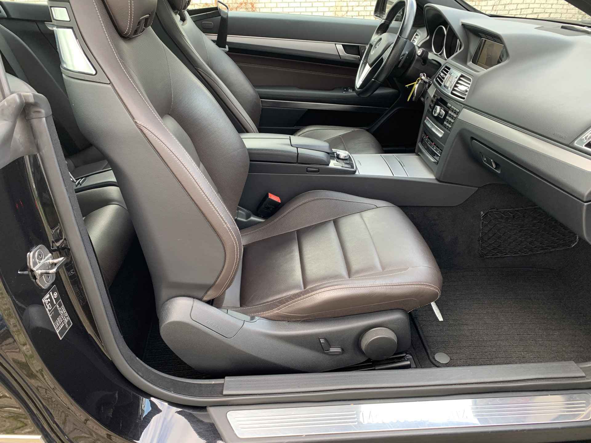Foto van Mercedes-Benz E 200