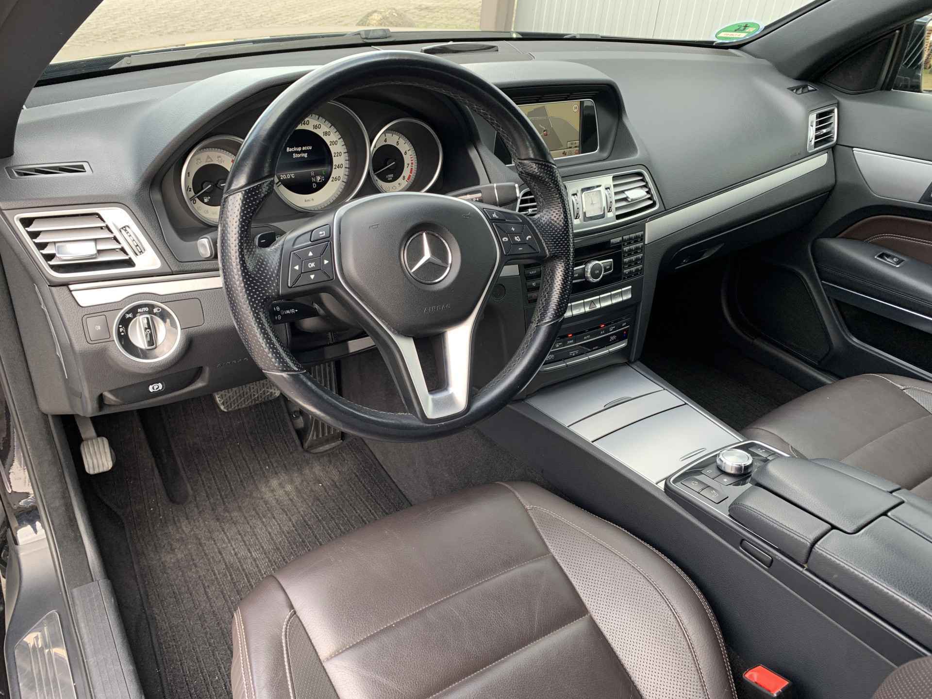Foto van Mercedes-Benz E 200