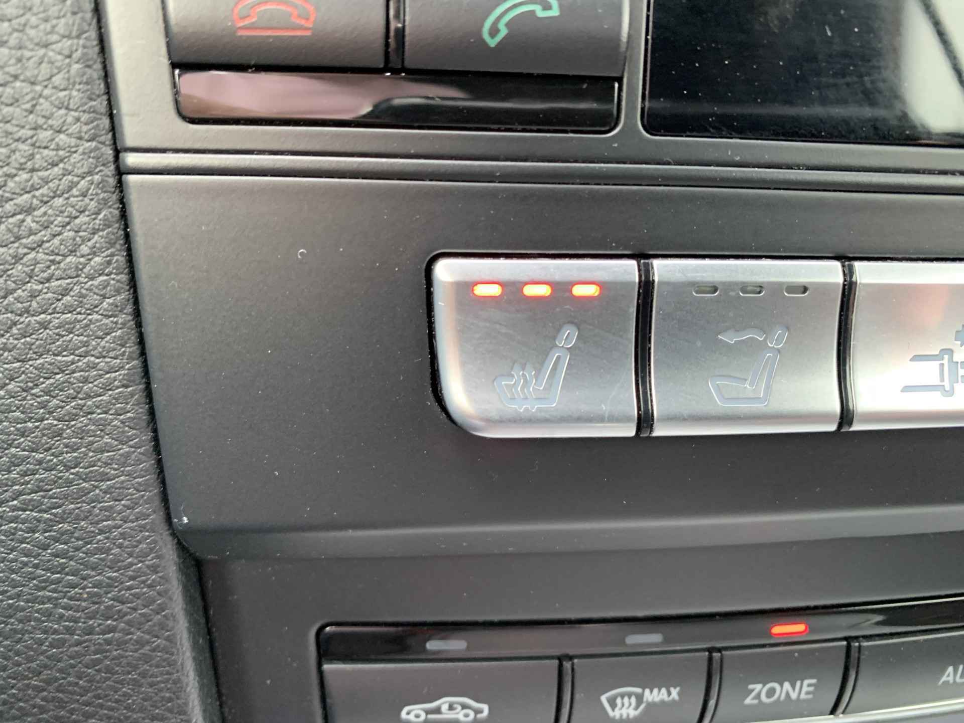 Foto van Mercedes-Benz E 200