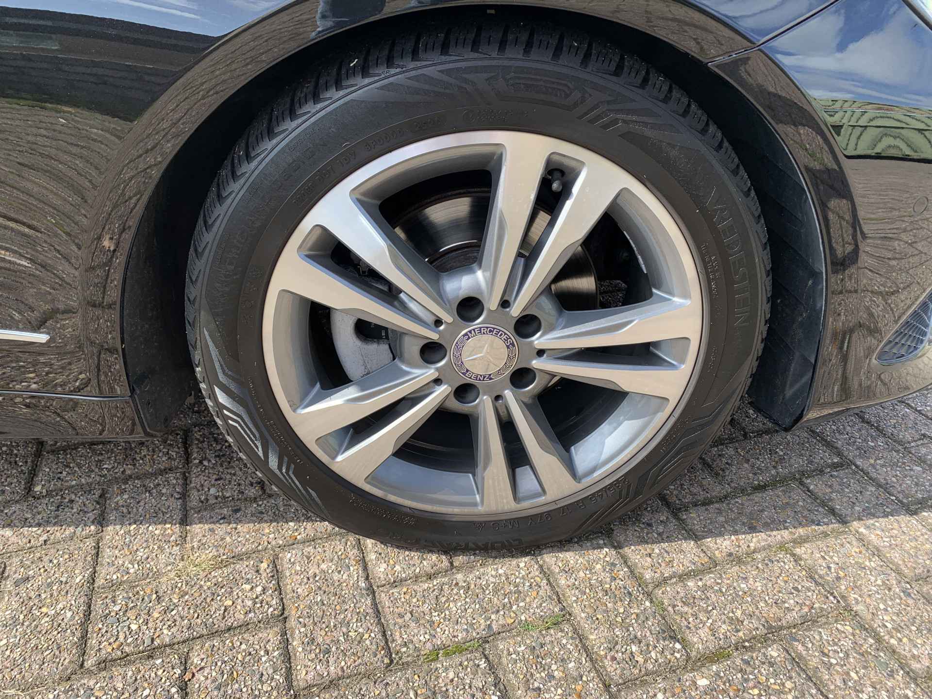 Foto van Mercedes-Benz E 200