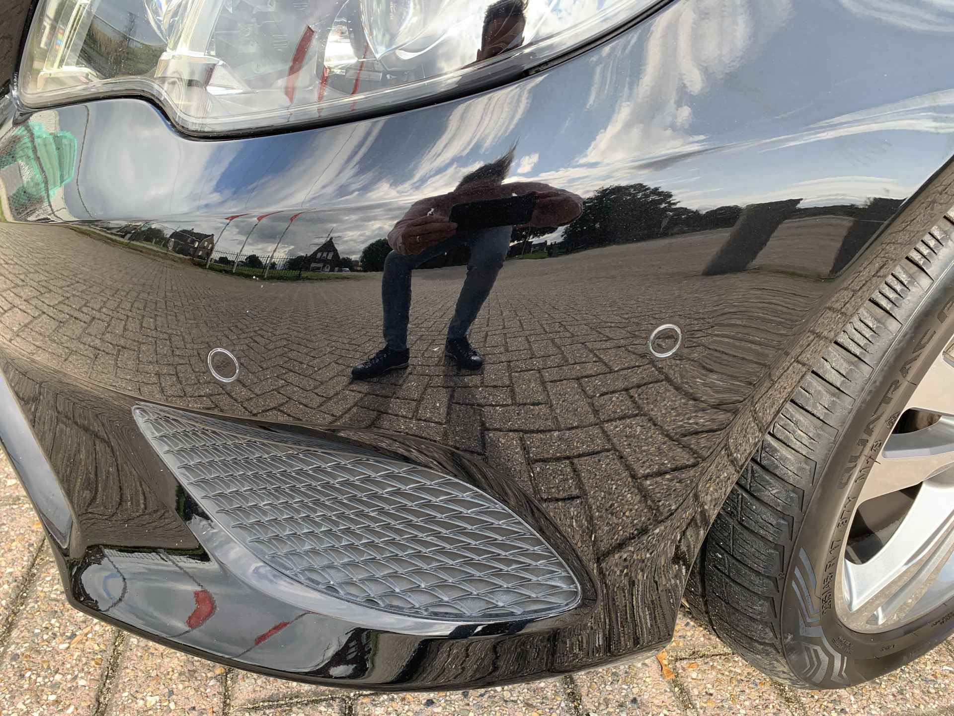 Foto van Mercedes-Benz E 200