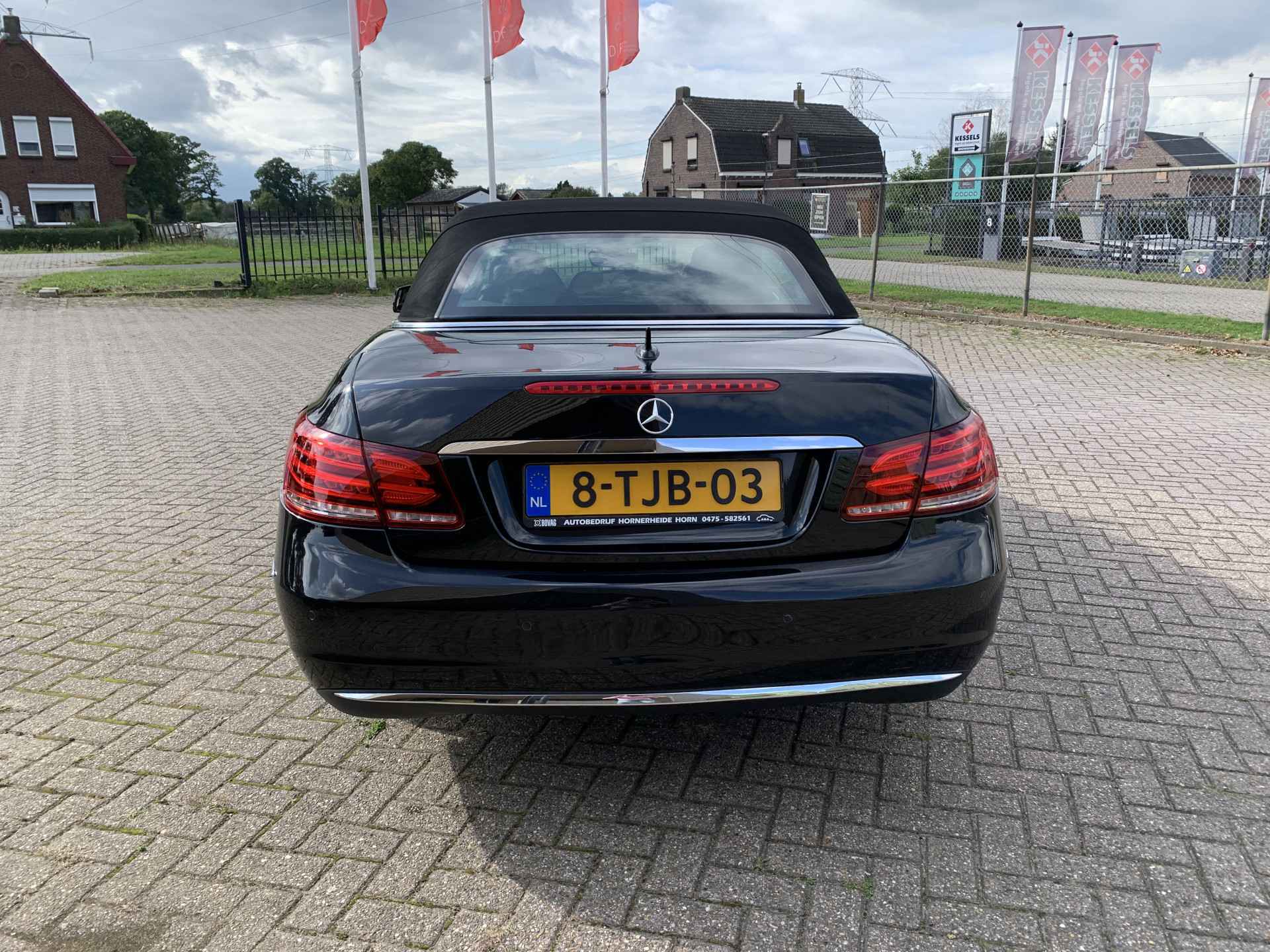 Foto van Mercedes-Benz E 200