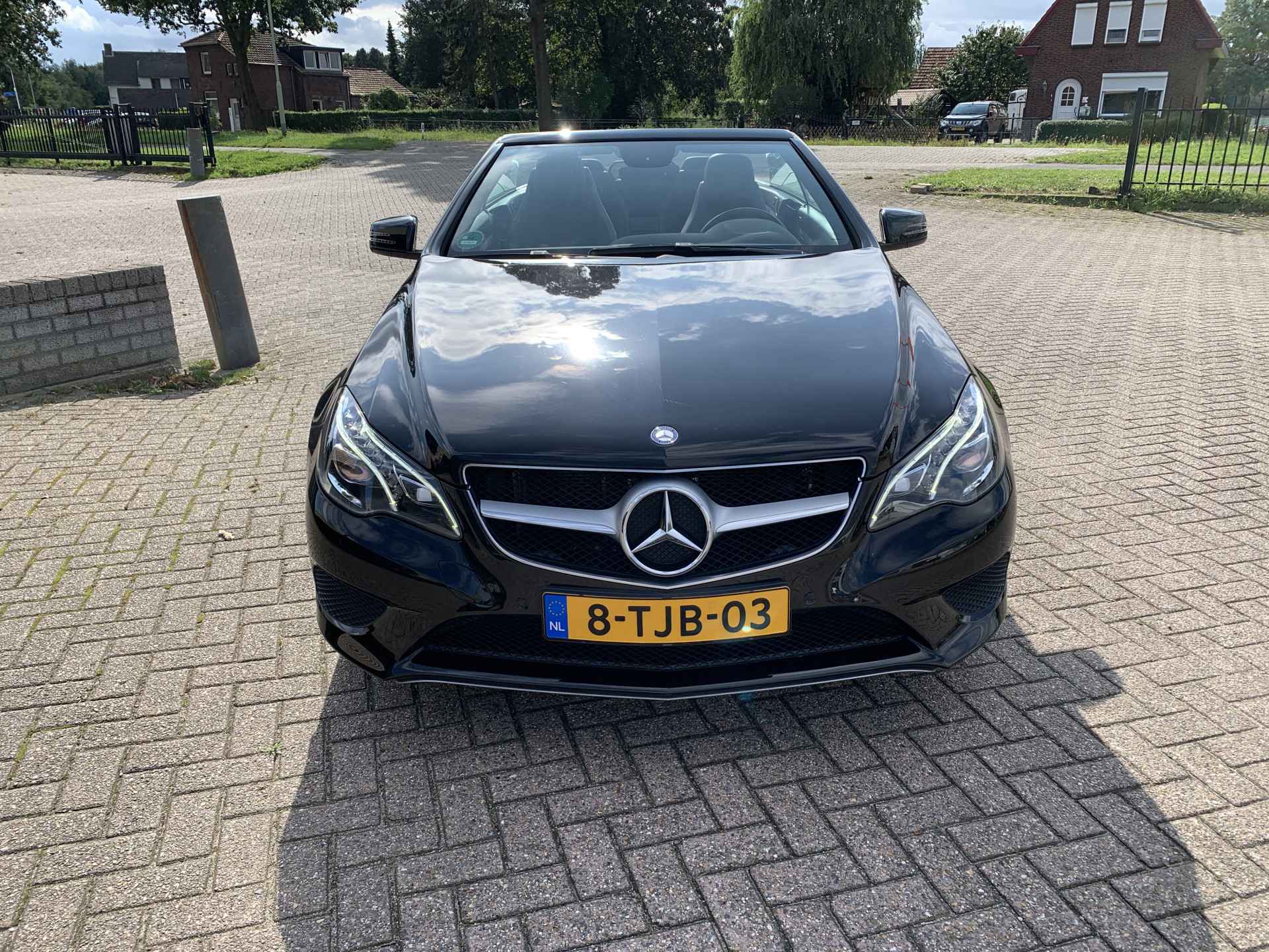 Foto van Mercedes-Benz E 200