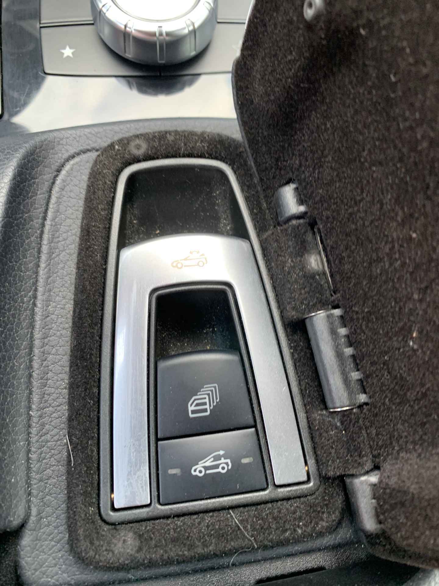 Foto van Mercedes-Benz E 200