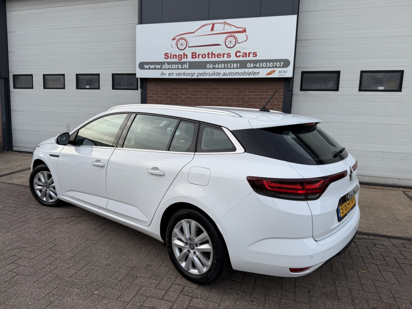 Foto van Renault Megane E-tech Plug-in Hybrid