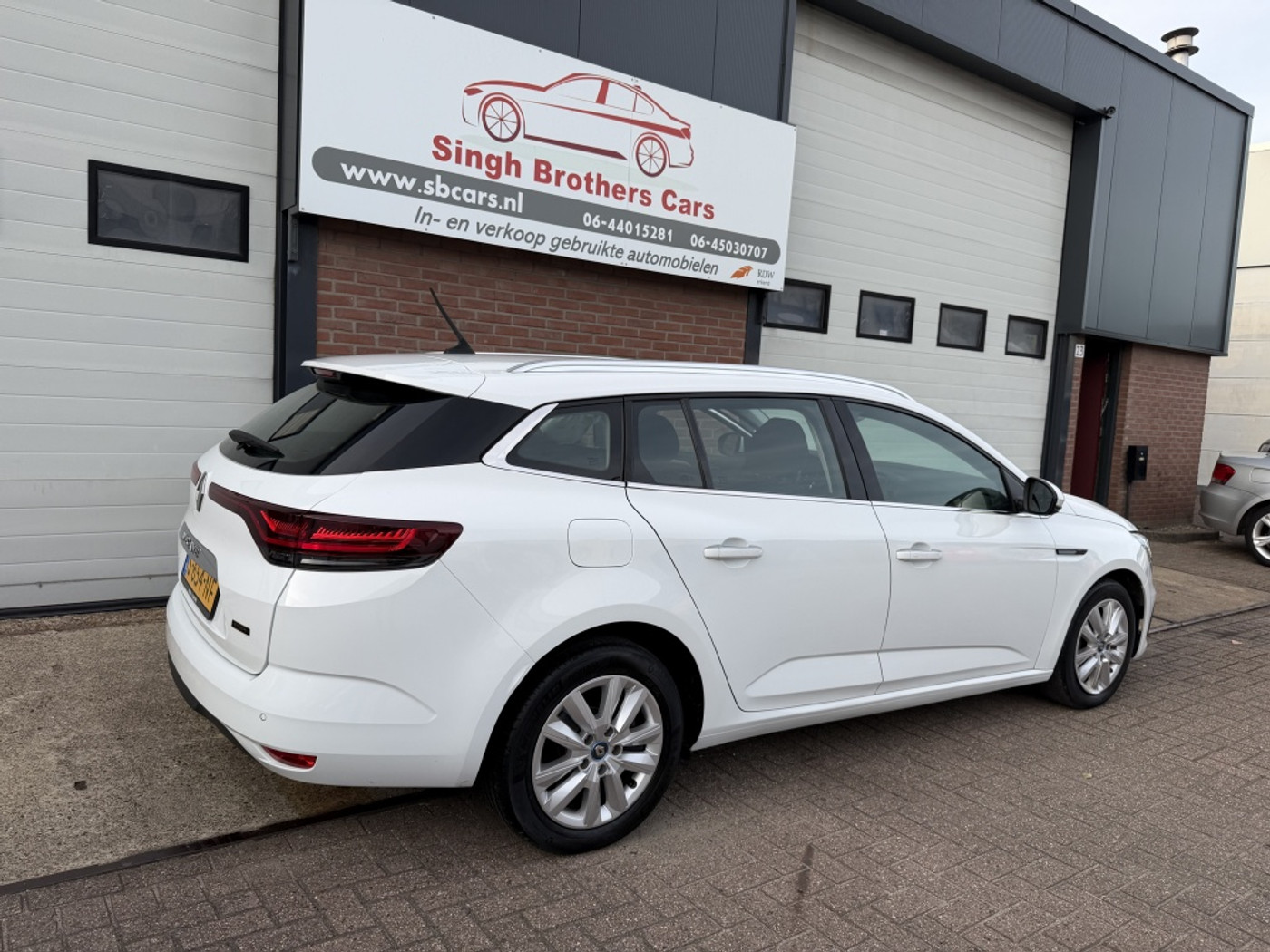 Foto van Renault Megane E-tech Plug-in Hybrid