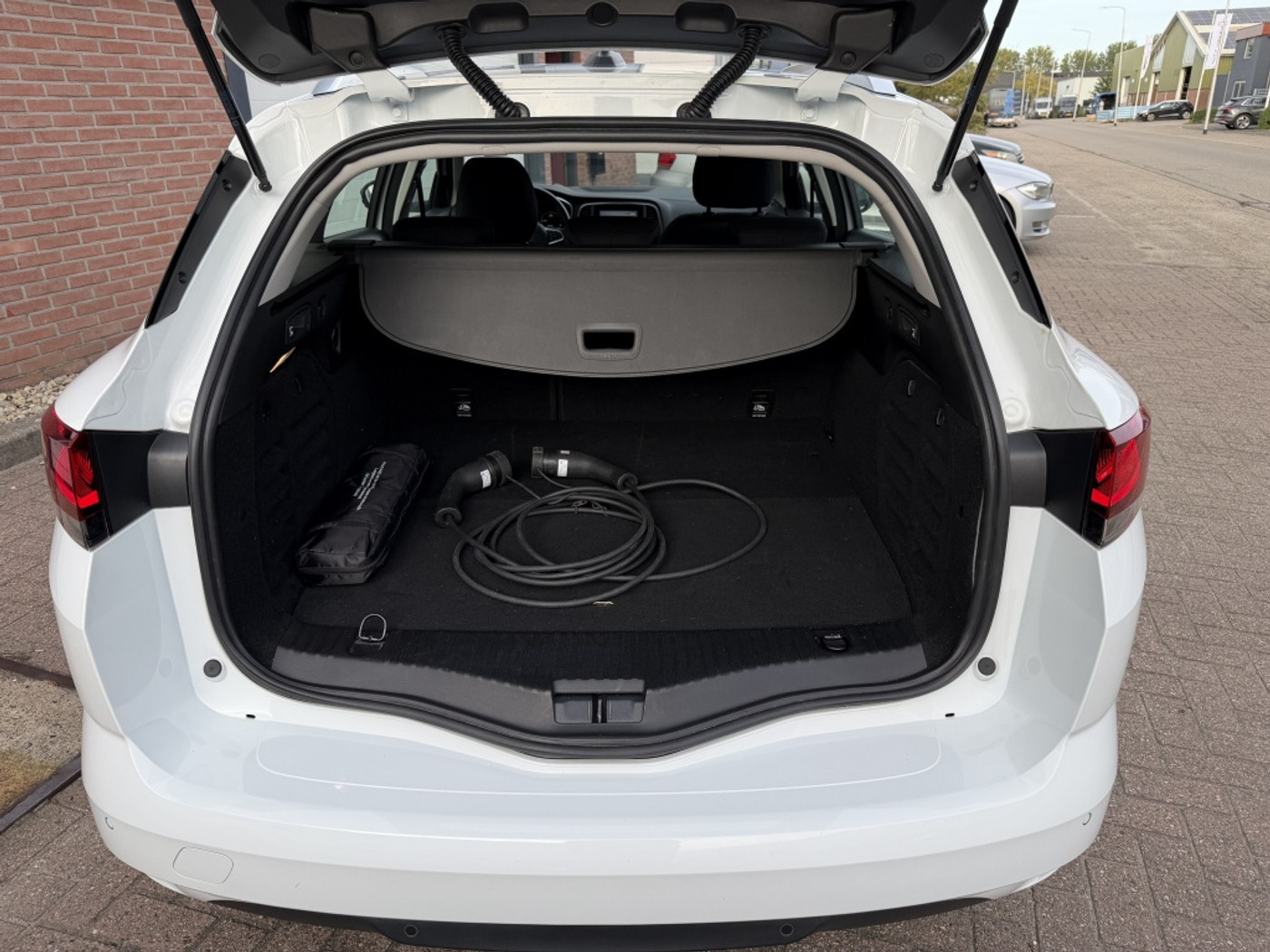 Foto van Renault Megane E-tech Plug-in Hybrid