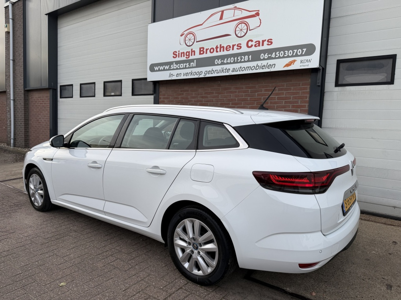 Foto van Renault Megane E-tech Plug-in Hybrid