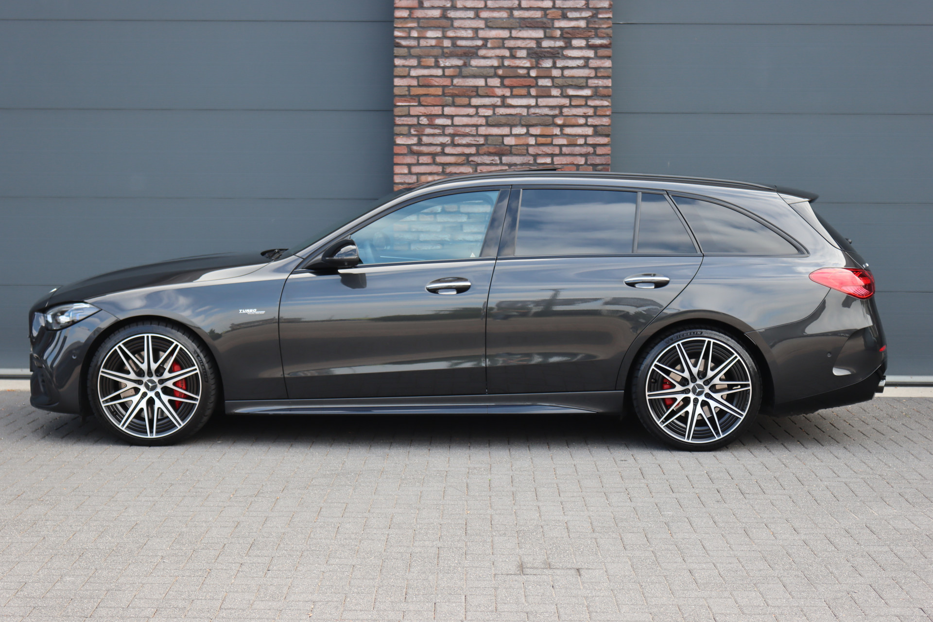 Foto van Mercedes-Benz AMG C 43 4matic+