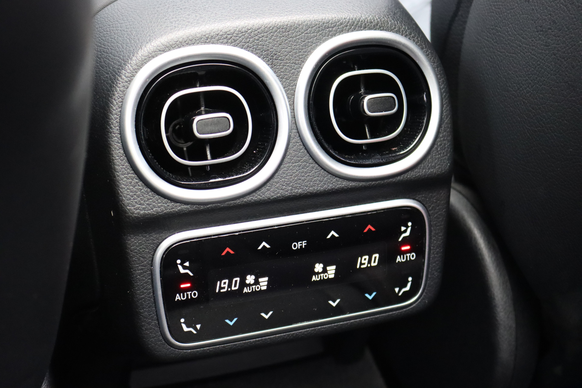 Foto van Mercedes-Benz AMG C 43 4matic+