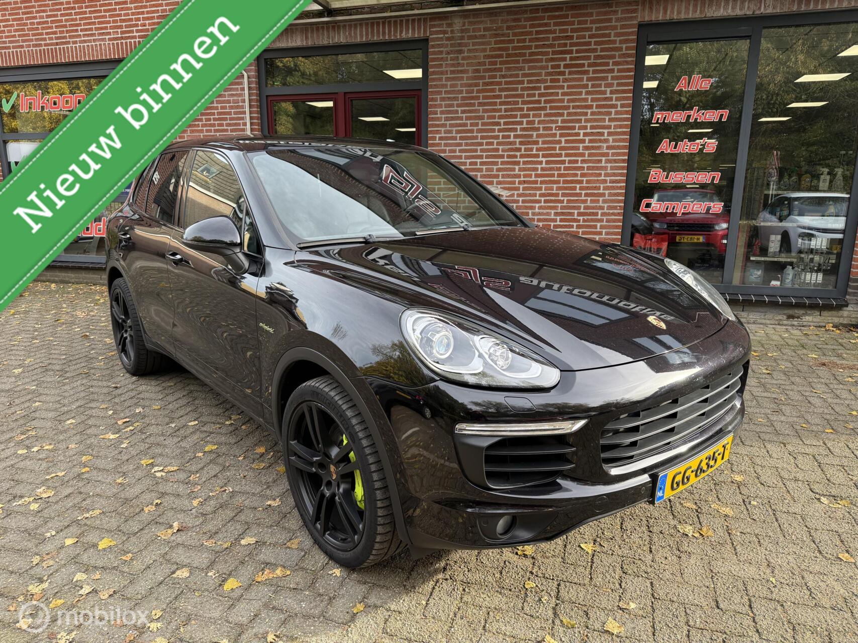 Foto van Porsche Cayenne S E-hybrid
