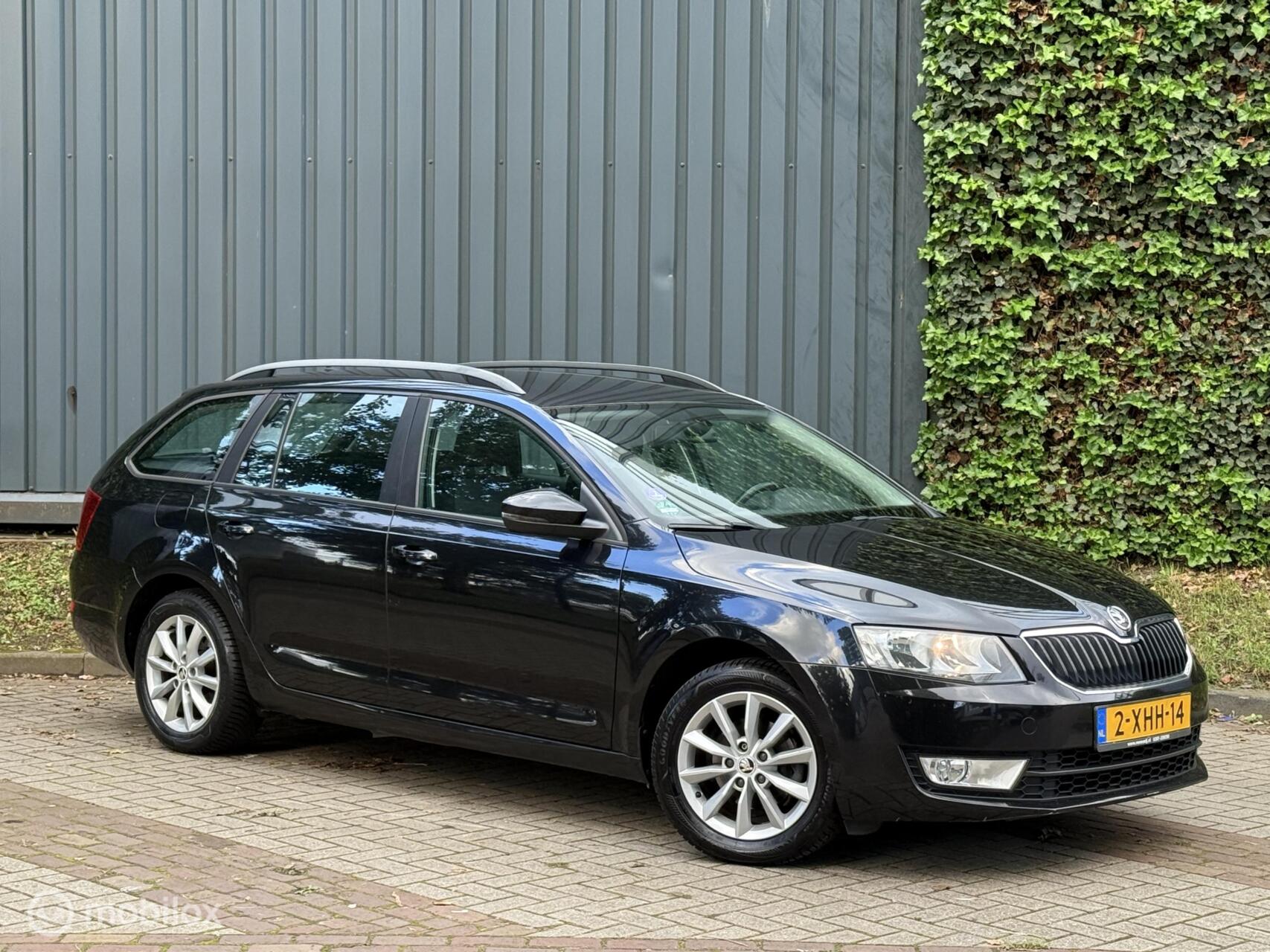 Skoda Octavia 1.2 TSI 2e Eignr|Navi|Pdc|Trekhaak|Lmv 2014 - voorkant