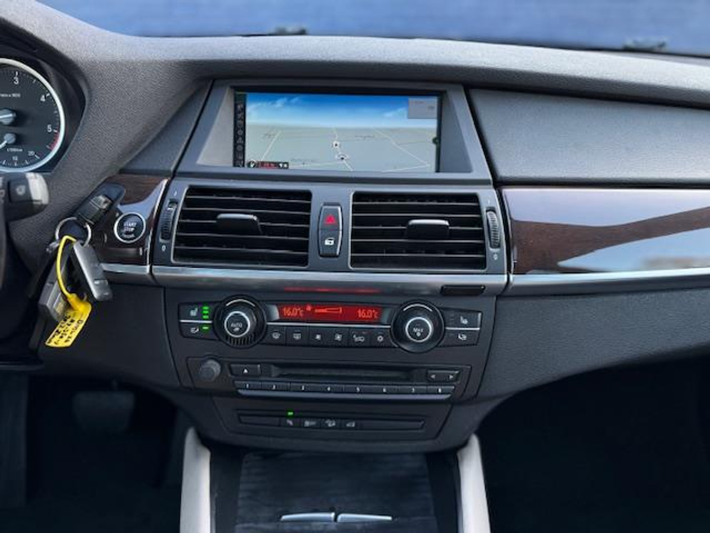 Foto van BMW X6 Xdrive40d