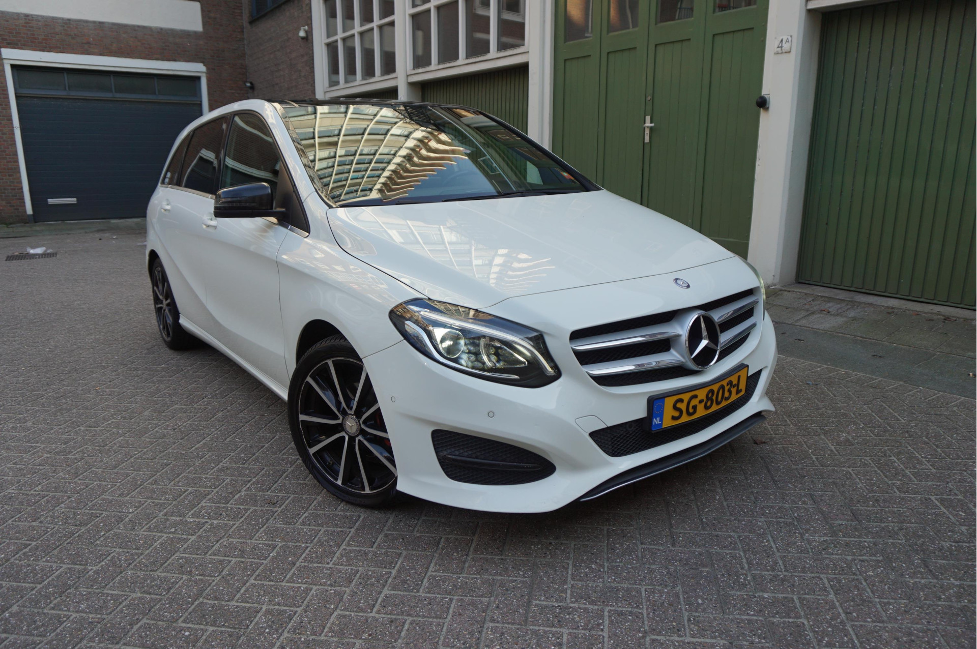 Foto van Mercedes-Benz B 180 CDI