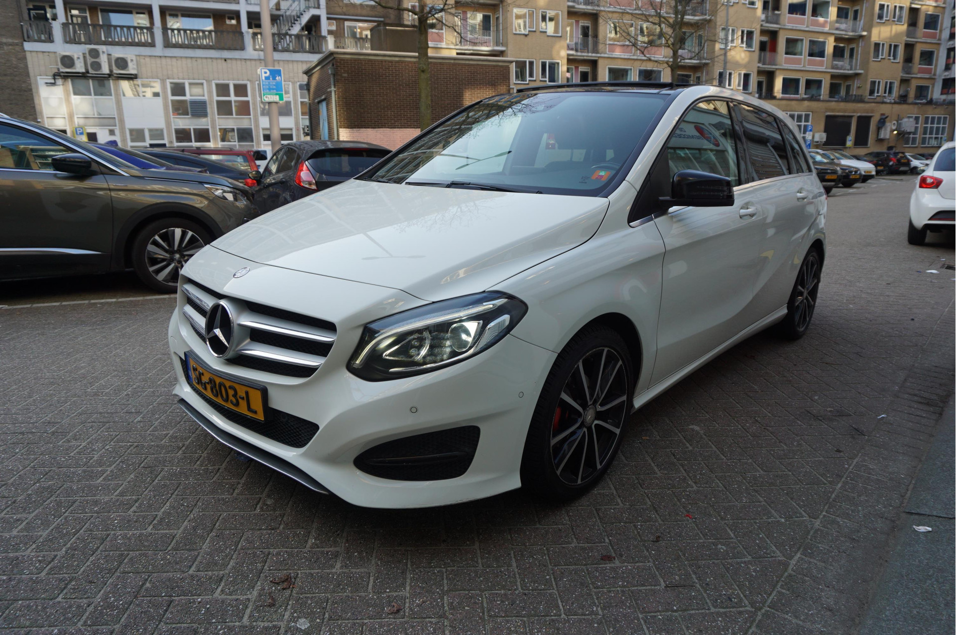 Foto van Mercedes-Benz B 180 CDI