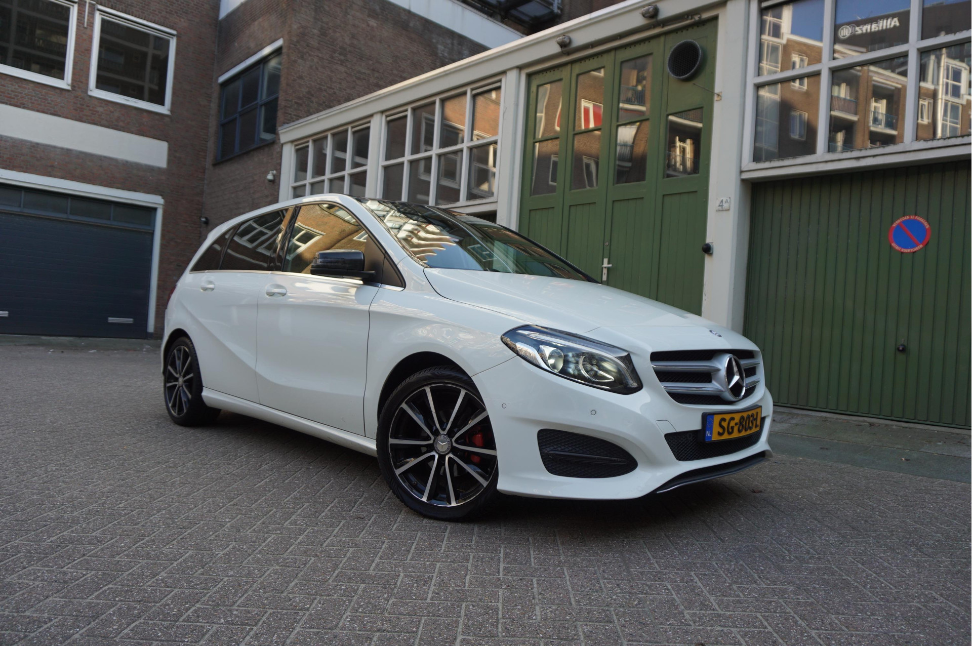 Foto van Mercedes-Benz B 180 CDI