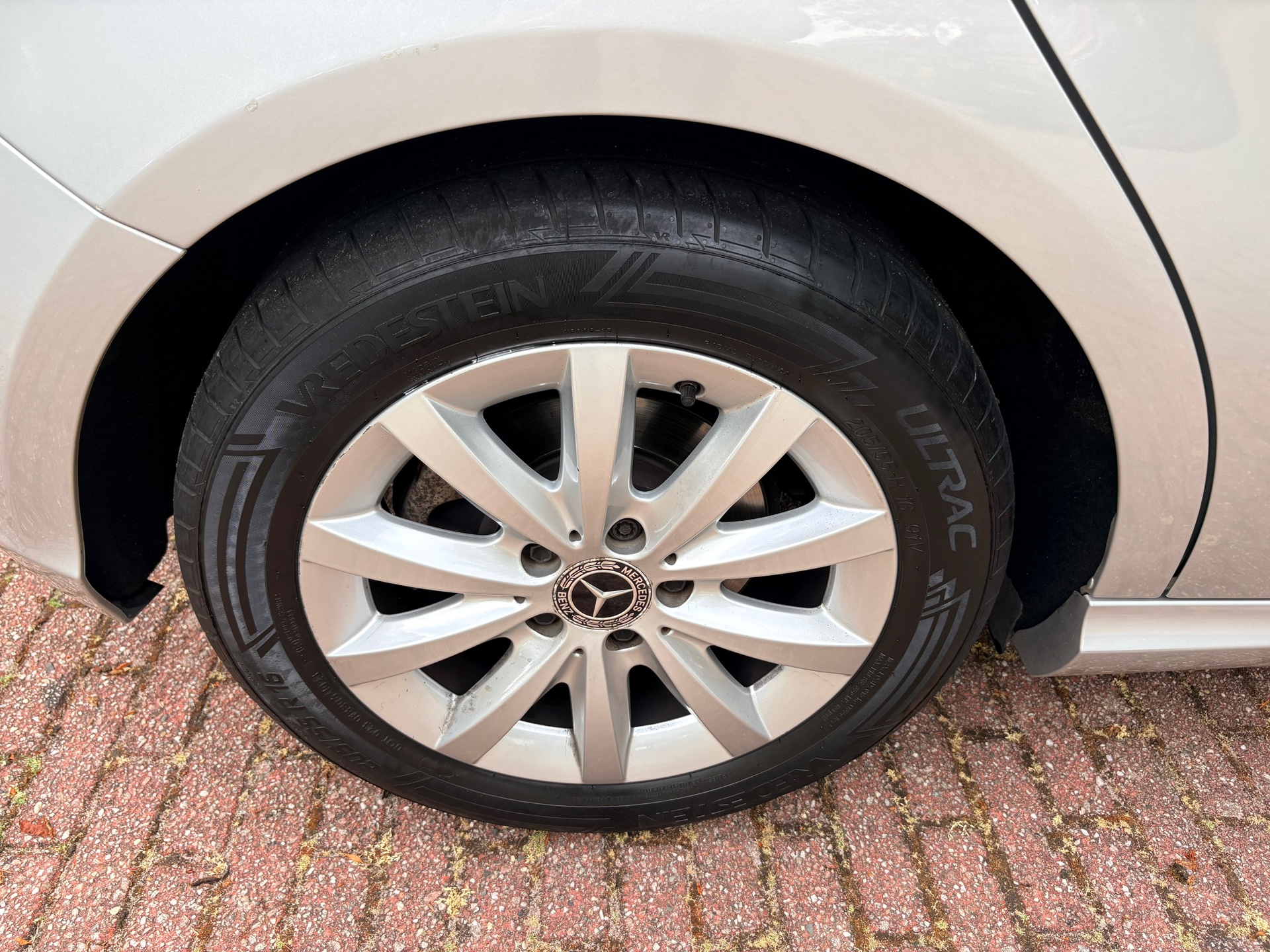 Foto van Mercedes-Benz A 180