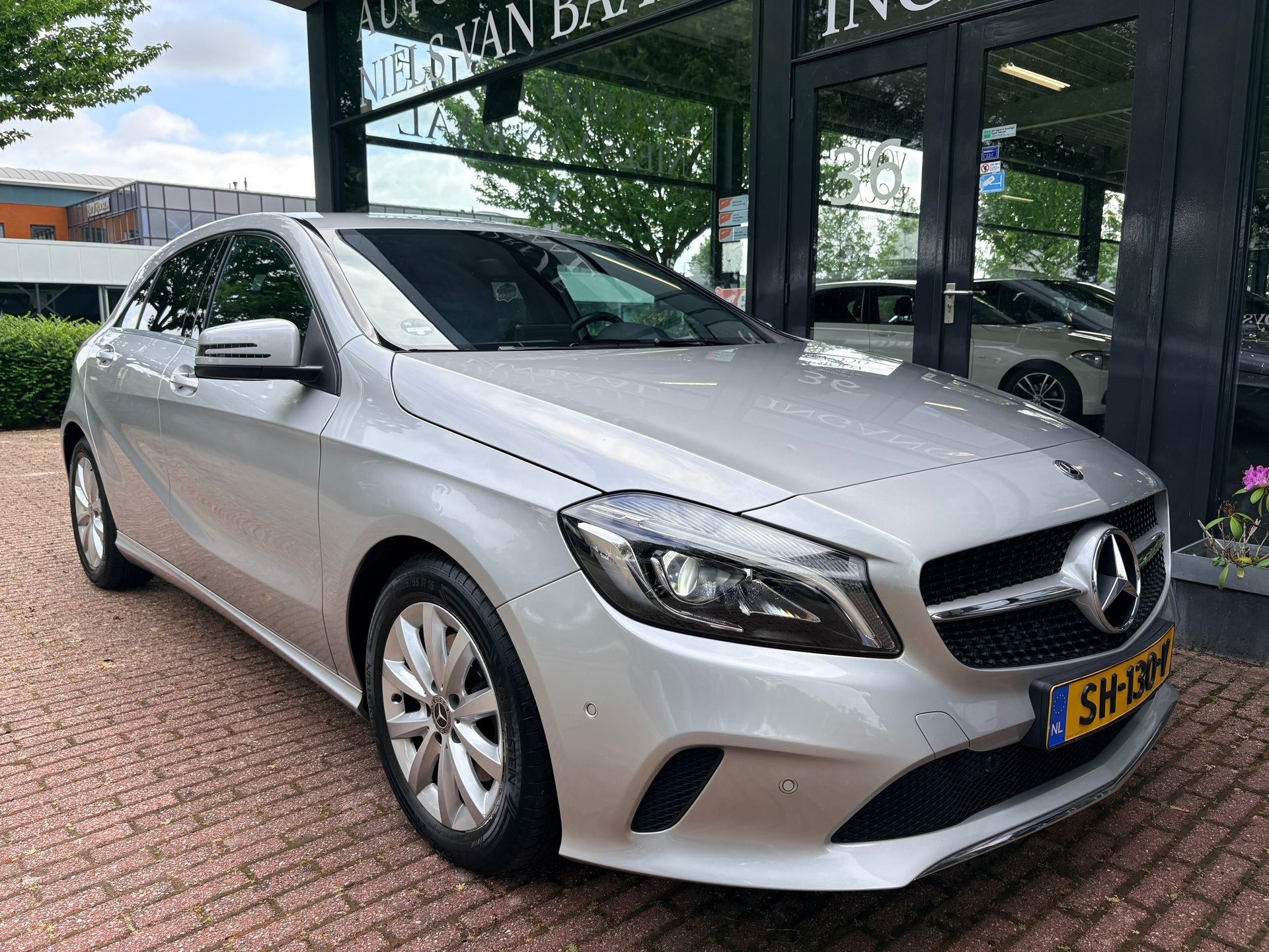 Foto van Mercedes-Benz A 180