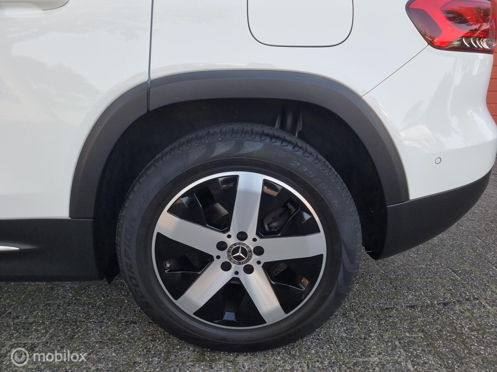 Foto van Mercedes-Benz GLB 200