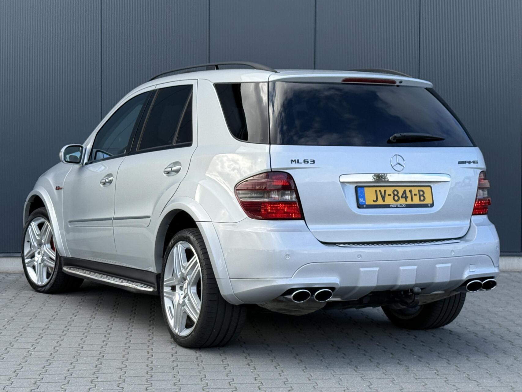 Foto van Mercedes-Benz ML 63 AMG