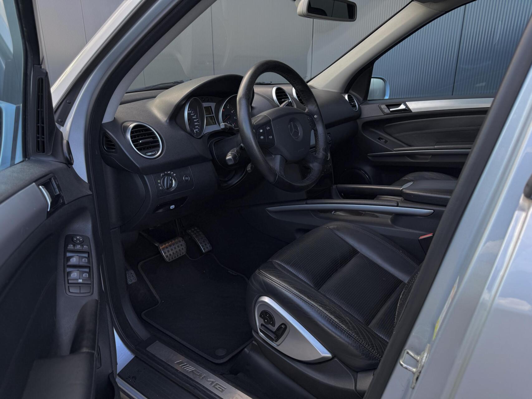Foto van Mercedes-Benz ML 63 AMG
