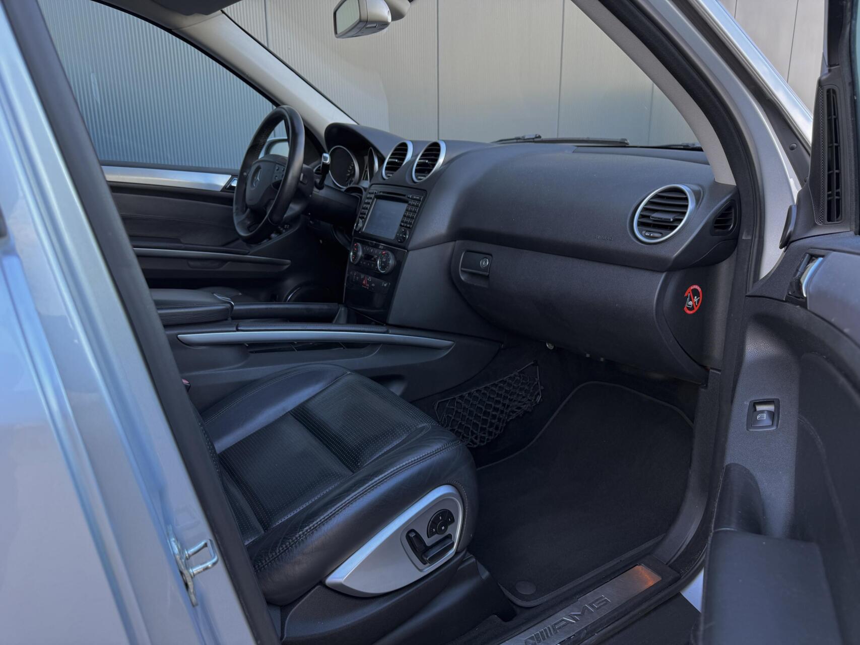 Foto van Mercedes-Benz ML 63 AMG
