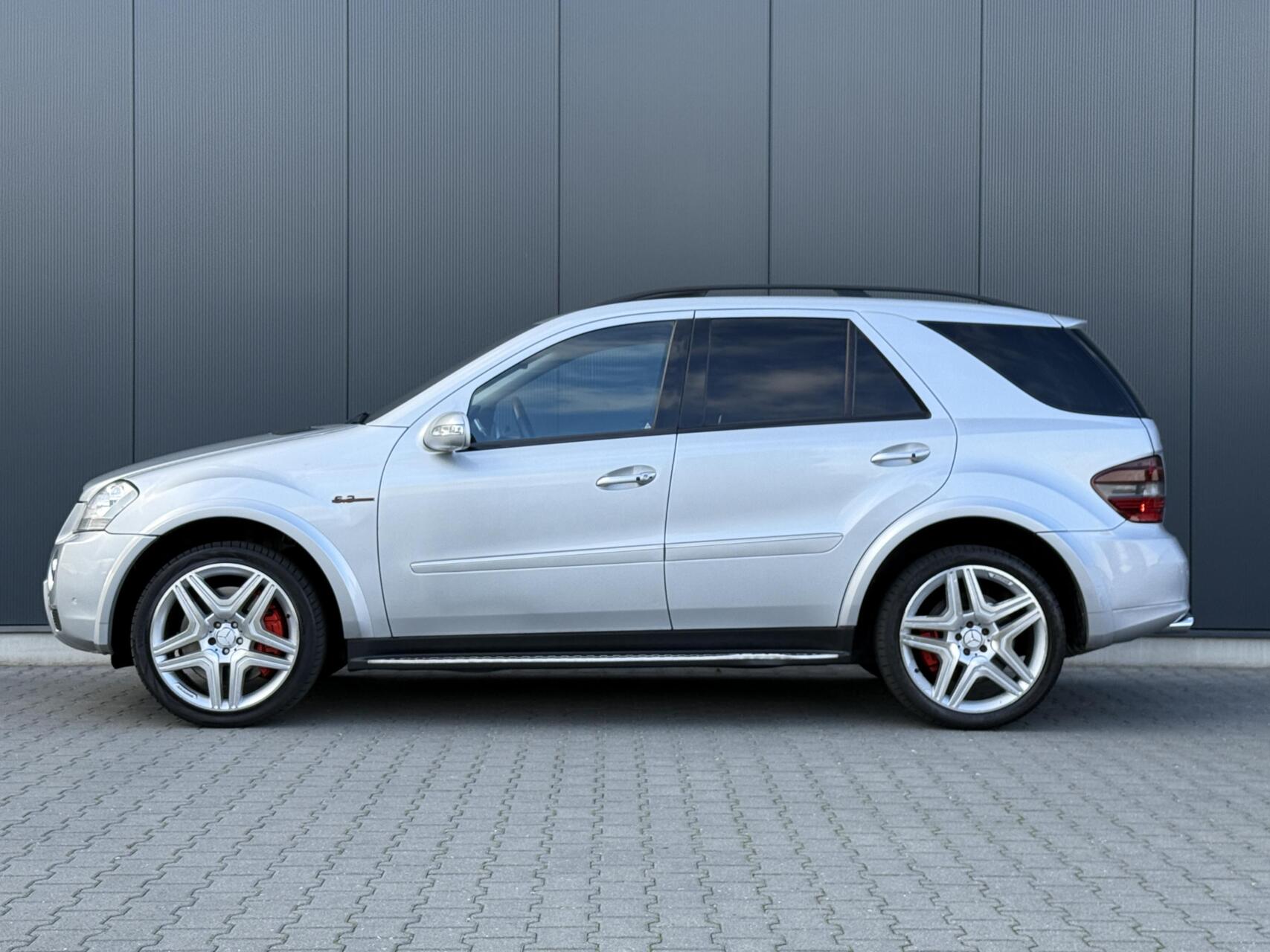 Foto van Mercedes-Benz ML 63 AMG