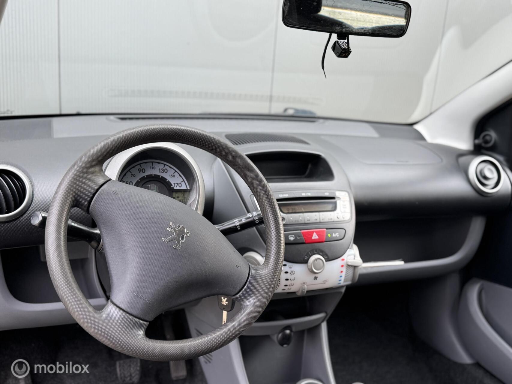 Foto van Peugeot Peugeot 107