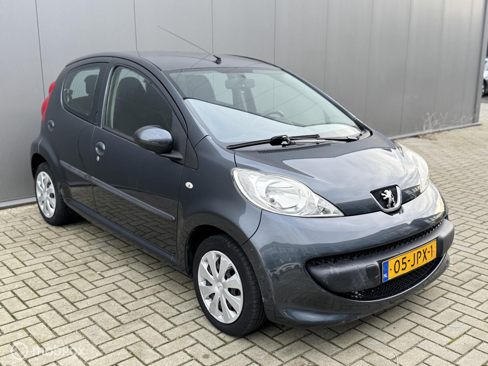 Foto van Peugeot Peugeot 107