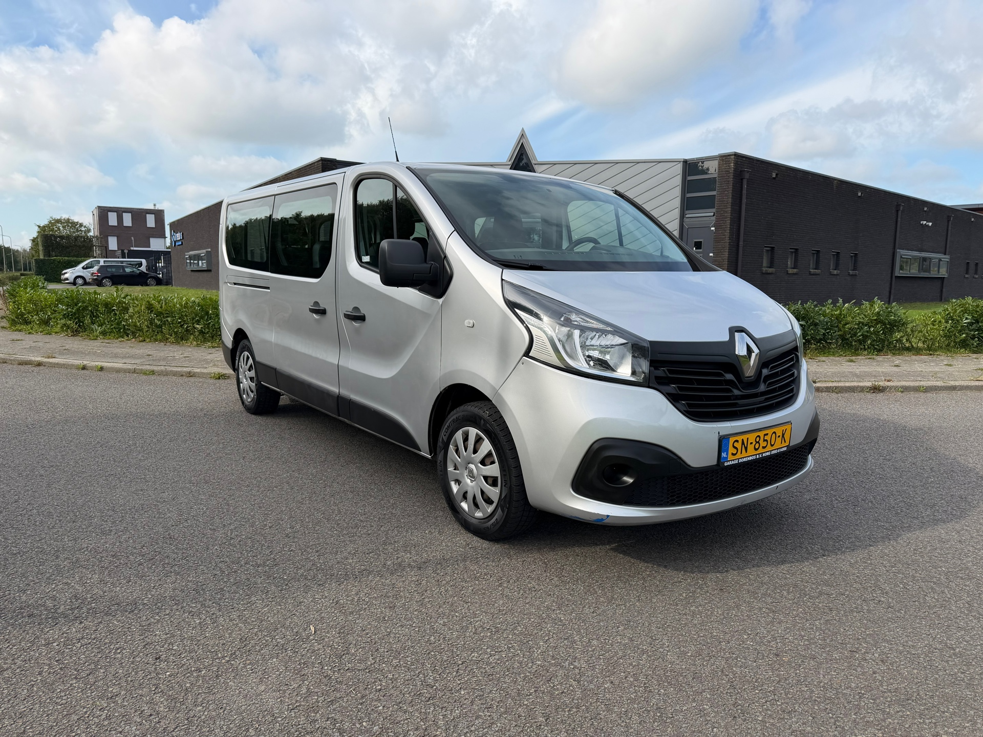 Renault Trafic 1.6 dCi Grand Authentique Energy 2018 - voorkant