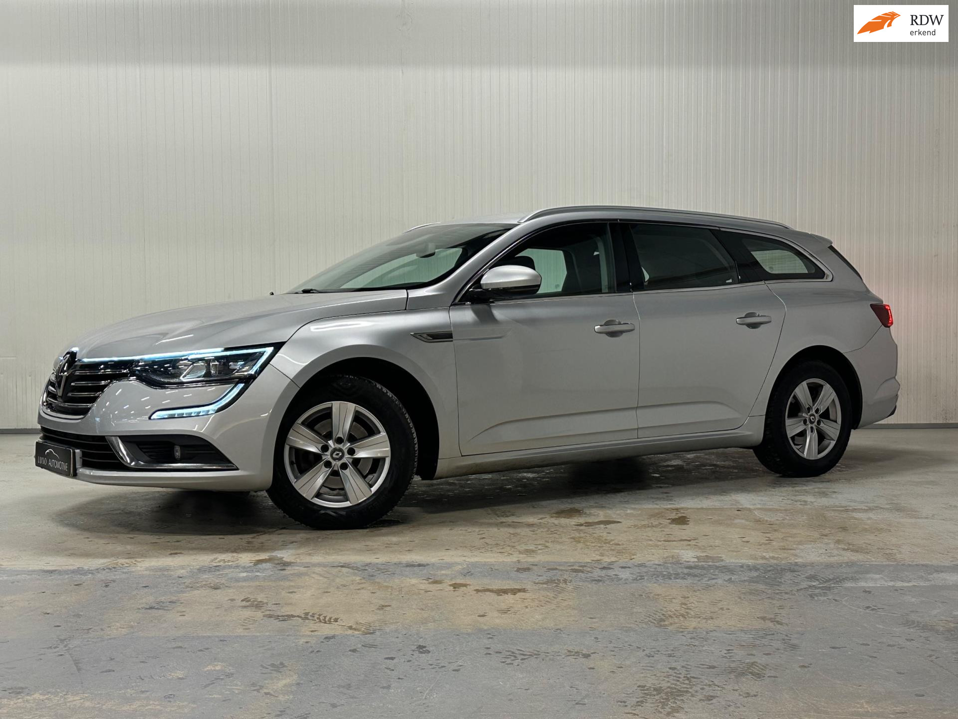 Renault Talisman 1.6 TCe Zen | NAP | TREKHAAK | LED | CRUISE CONTROL 2018 - voorkant