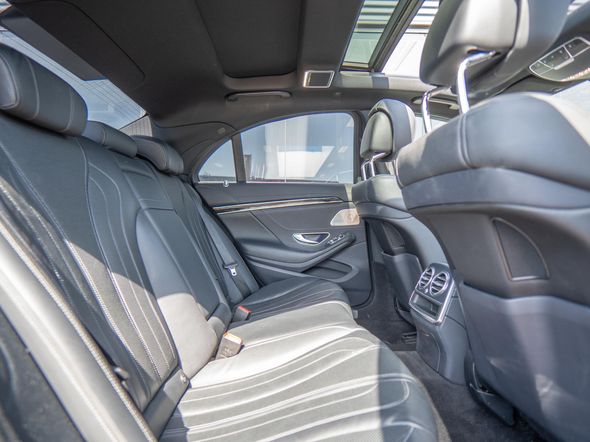Foto van Mercedes-Benz S 560 4Matic