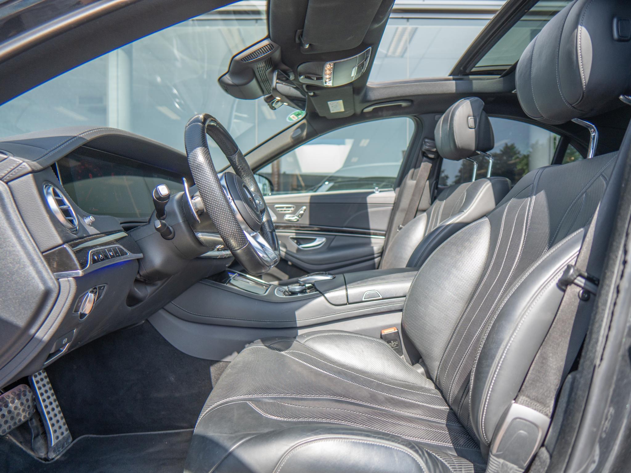Foto van Mercedes-Benz S 560 4Matic