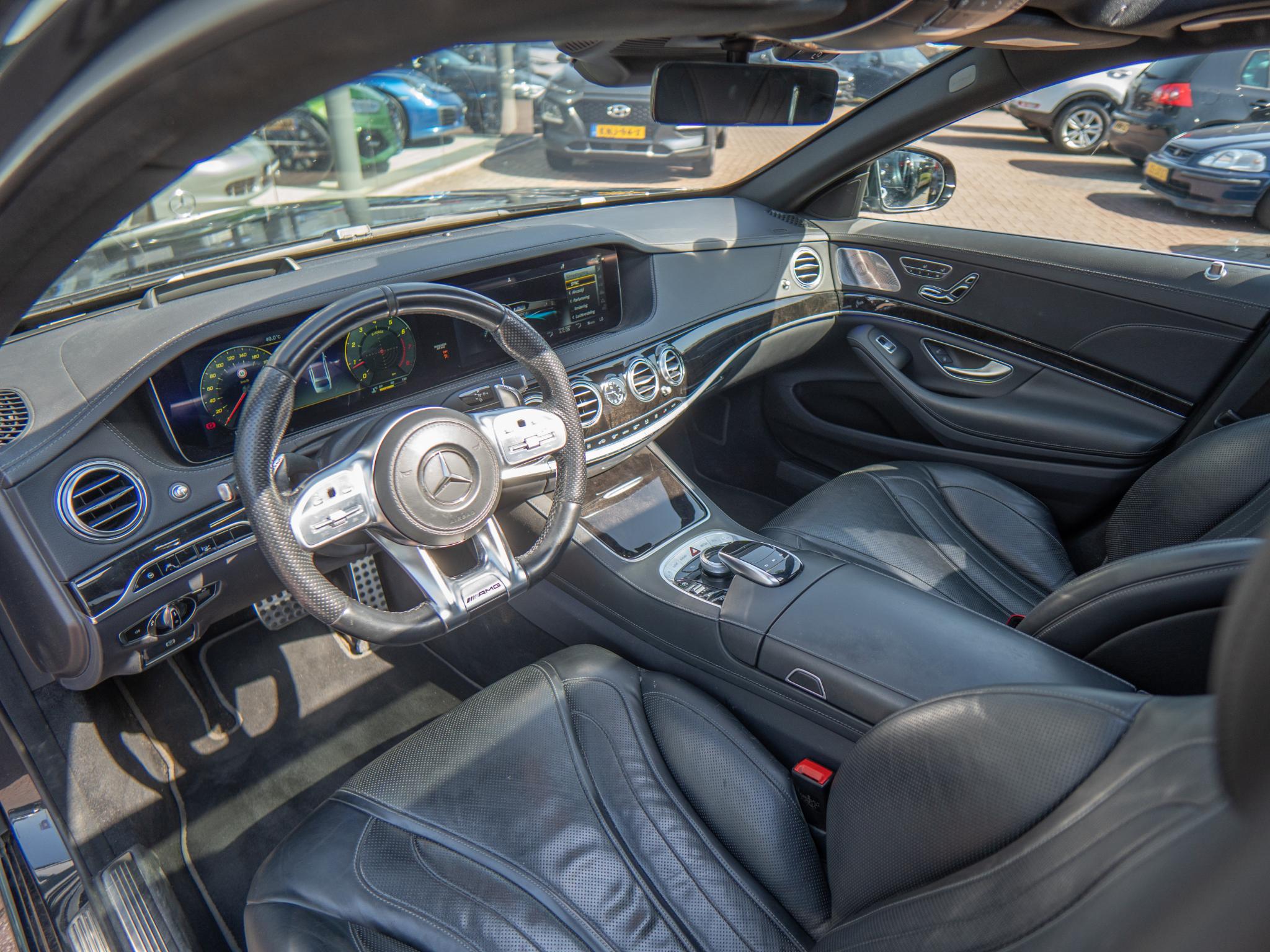 Foto van Mercedes-Benz S 560 4Matic