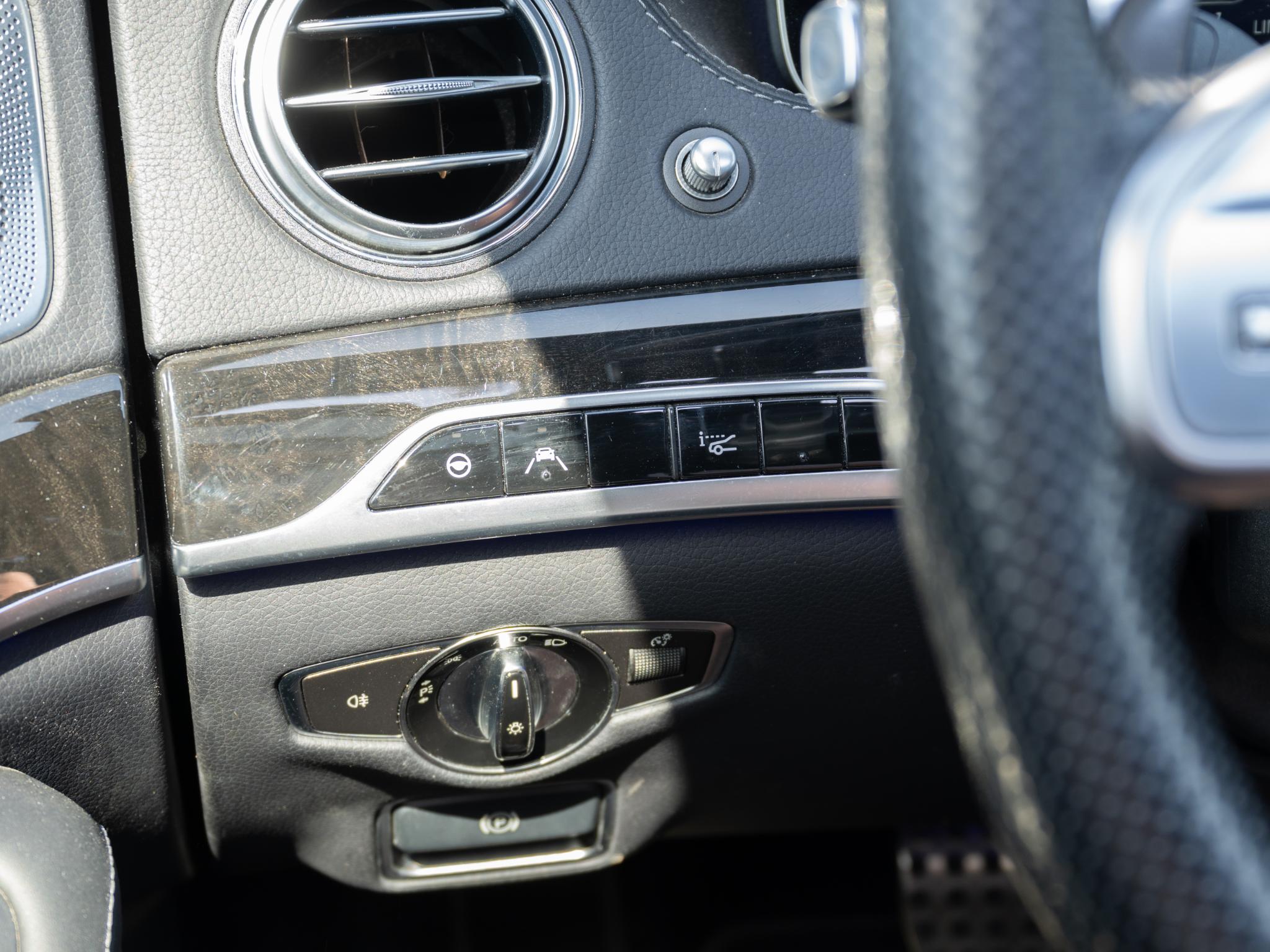 Foto van Mercedes-Benz S 560 4Matic