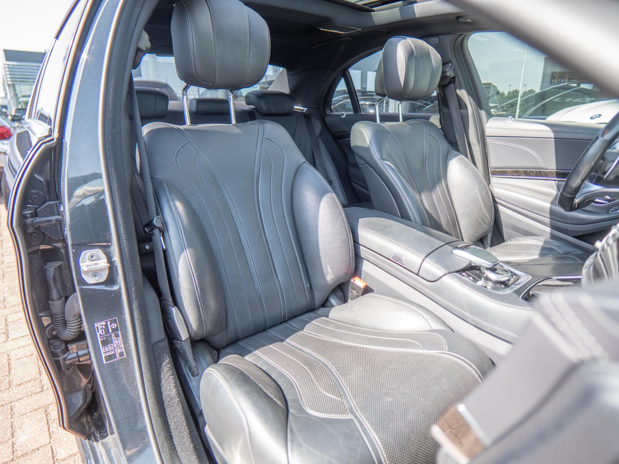 Foto van Mercedes-Benz S 560 4Matic