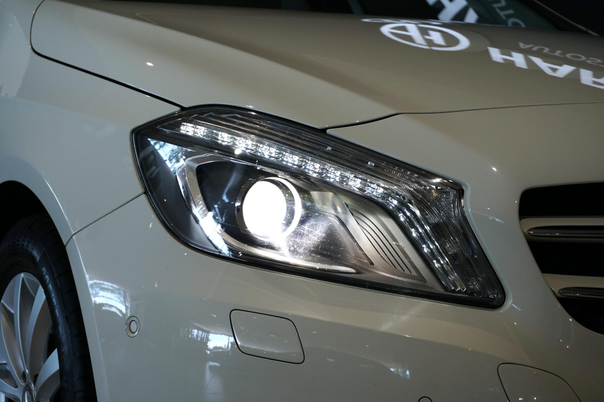 Foto van Mercedes-Benz A 180