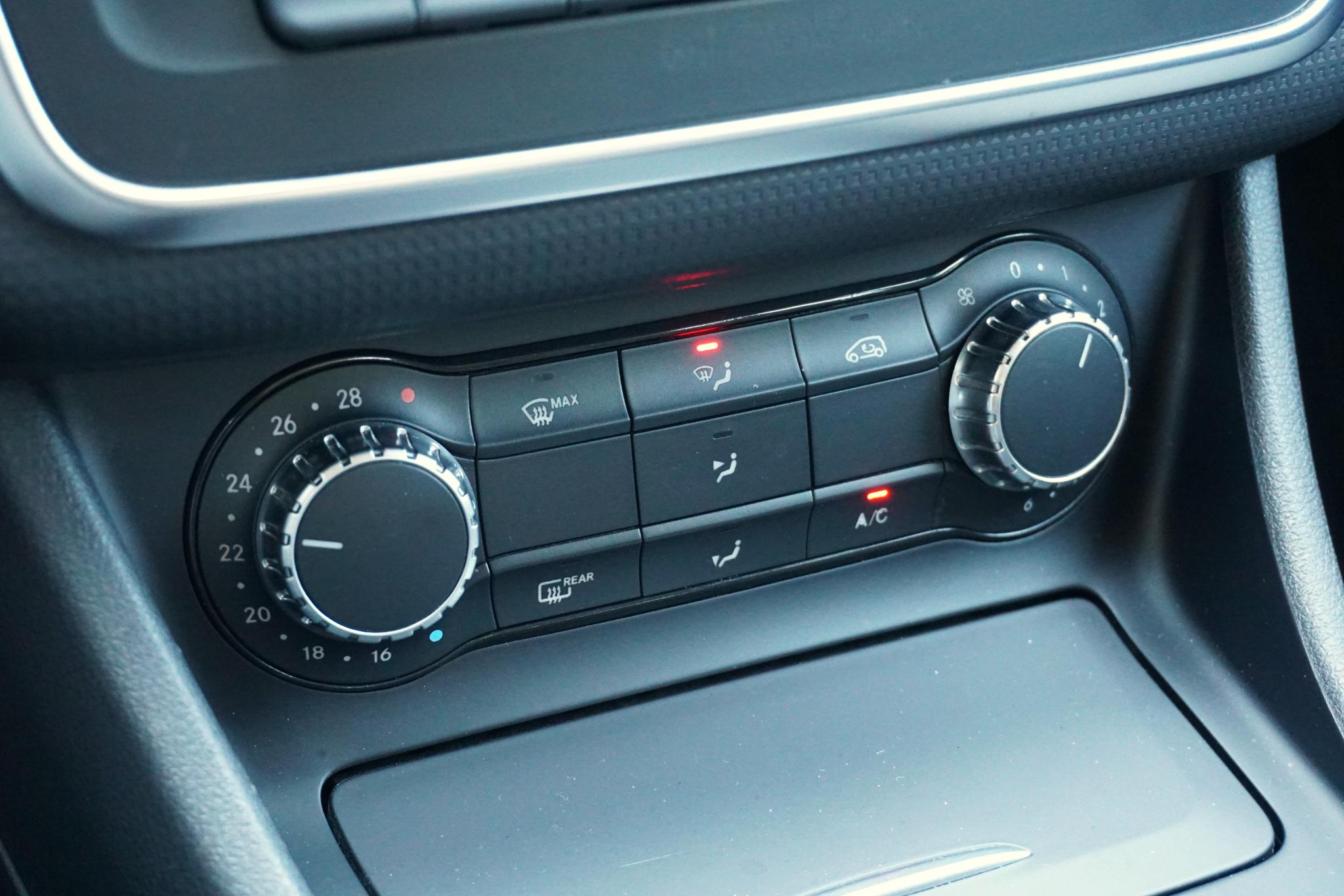Foto van Mercedes-Benz A 180