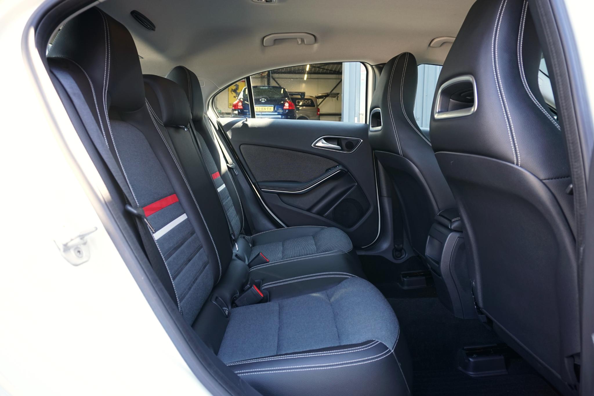 Foto van Mercedes-Benz A 180